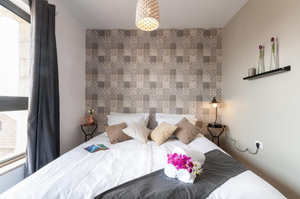 Sweet Inn Apartments - Nisim Bachar Street Jeruzsálem Szoba fotó